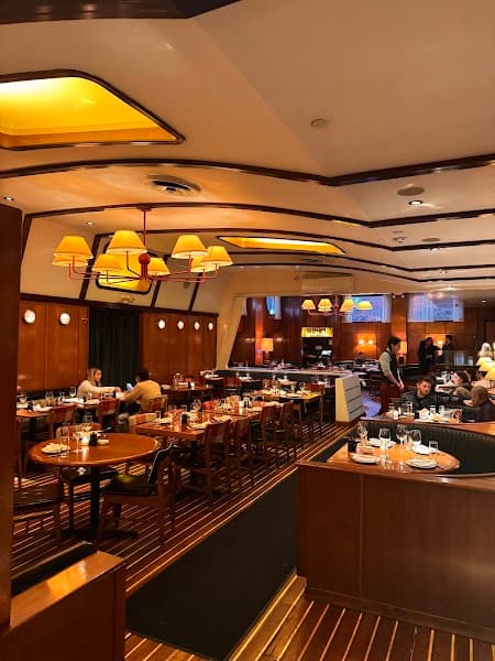 Lure Fishbar photo 1