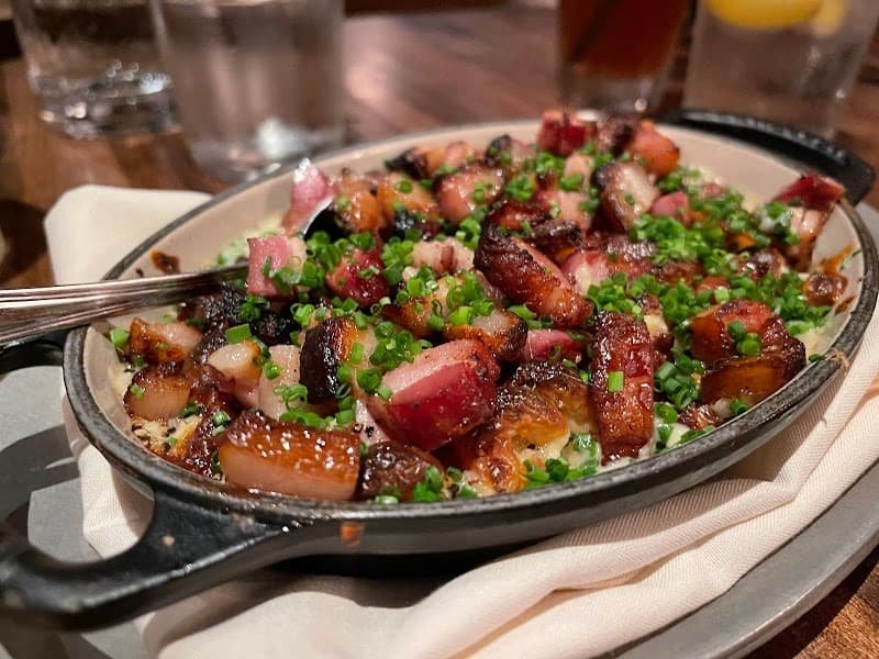 Au Cheval - NYC photo 1