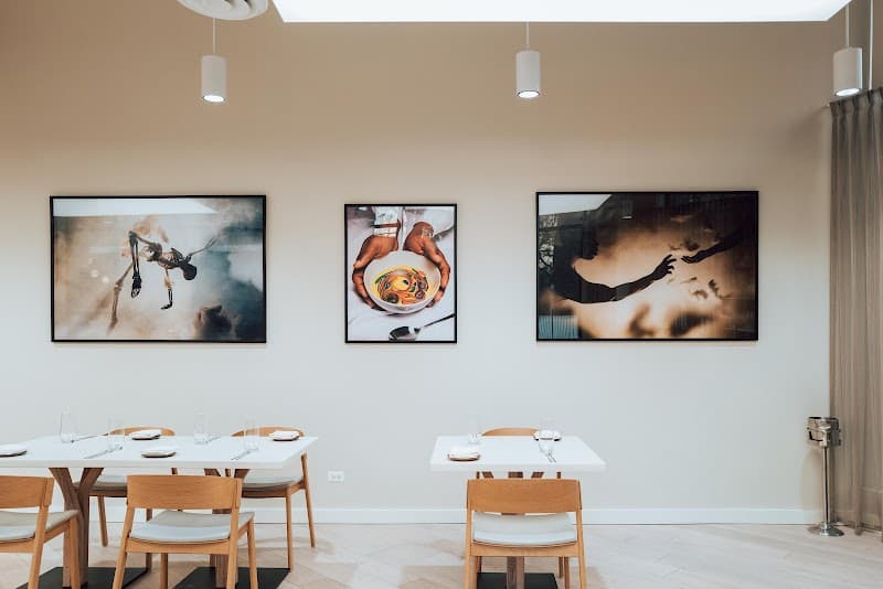 Esmé — Lincoln Park