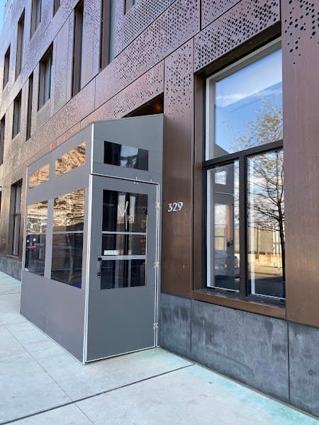 Misi — Williamsburg